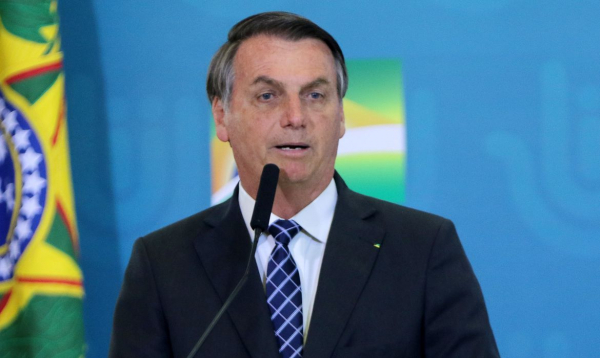 Imagem Governo comprará vacina, mas ‘não ao preço que um caboclo aí quer’, diz Bolsonaro