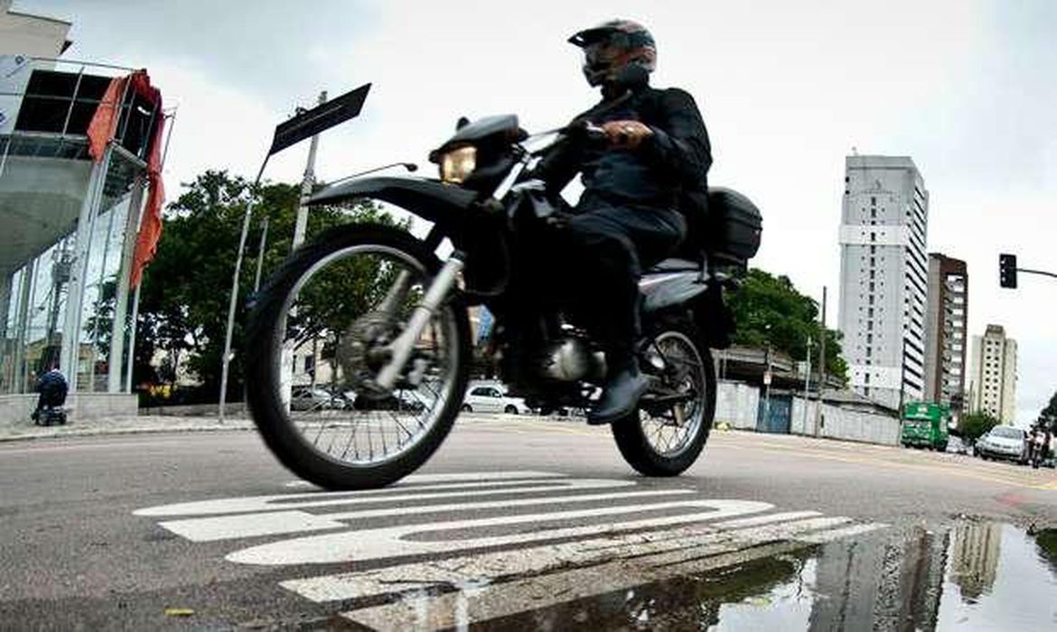 Imagem Motocicletas terão isenção de pedágio em novas concessões de rodovias