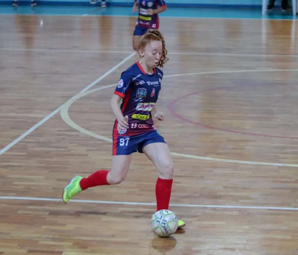 Imagem Cianorte Futsal Feminino abre mais dois polos de escolinhas