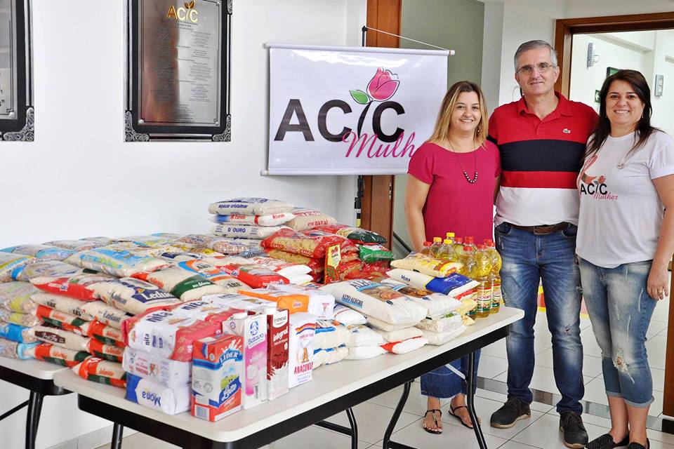 Imagem Alimentos arrecadados pela Corrida contra o Câncer são entregues à Natal sem Fome