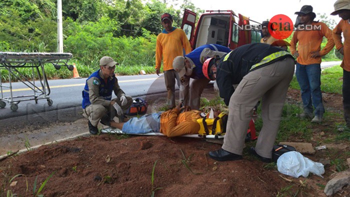 Imagem Trabalhador cai de cima de caminhão em colisão traseira na PR 082 em Cianorte