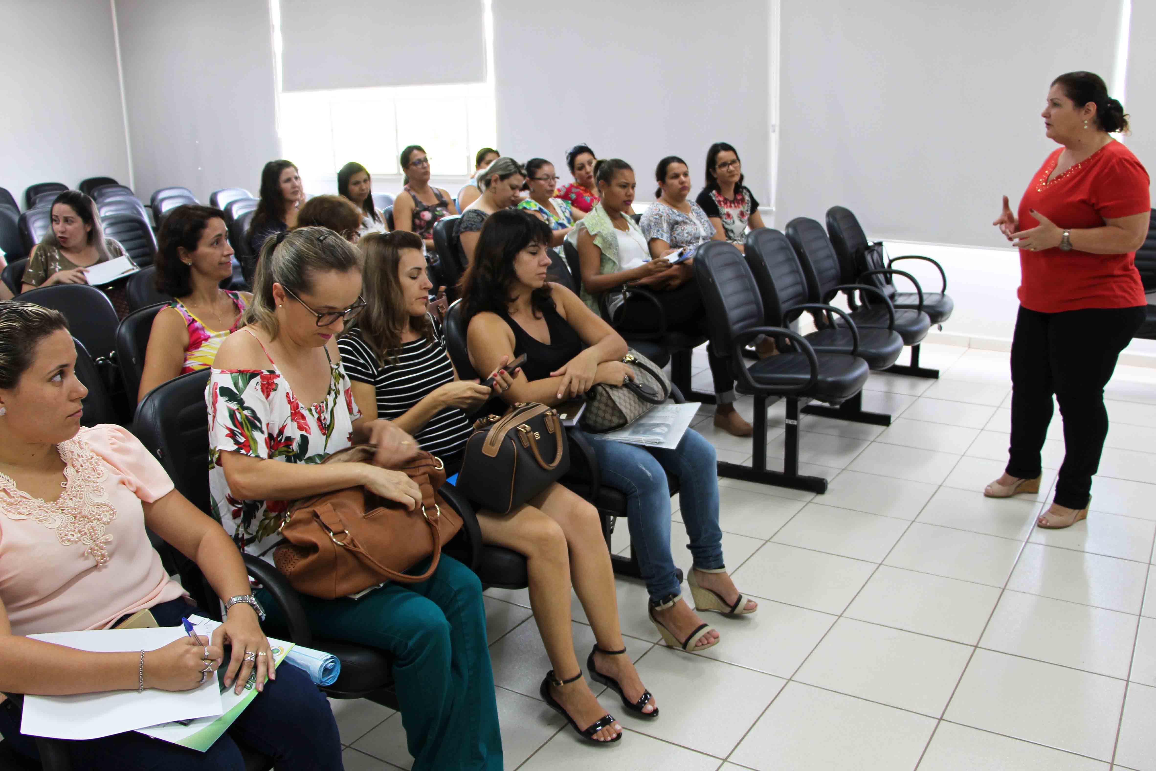 Imagem CURSO PARA DIRETORAS ABORDA ÉTICA E POSTURA NA GESTÃO ESCOLAR