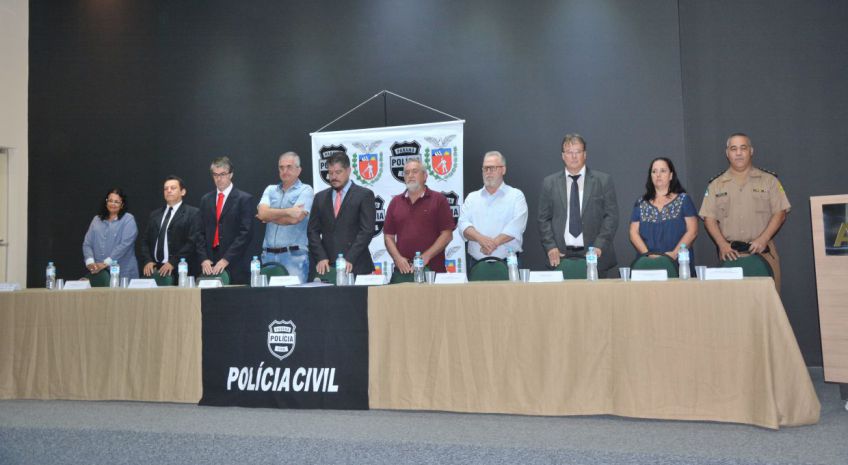 Imagem Vereadores prestigiam a cerimônia de posse do novo delegado-chefe da 21ª SDP de Cianorte