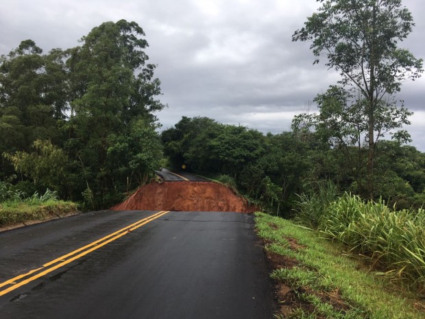 Imagem Ponte entre Cianorte e Terra Boa cede e é interditada