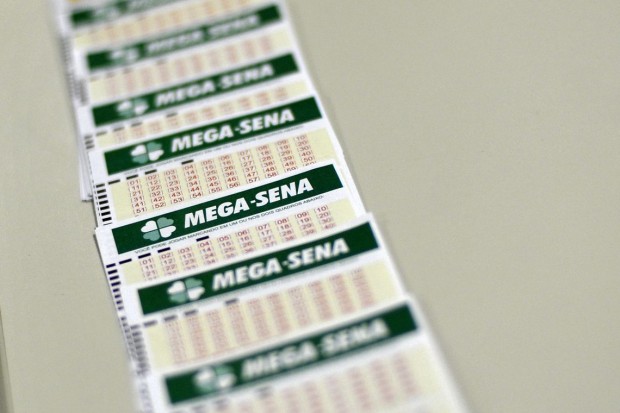 Imagem Mega-Sena acumula e pagará R$ 35 milhões no próximo sorteio