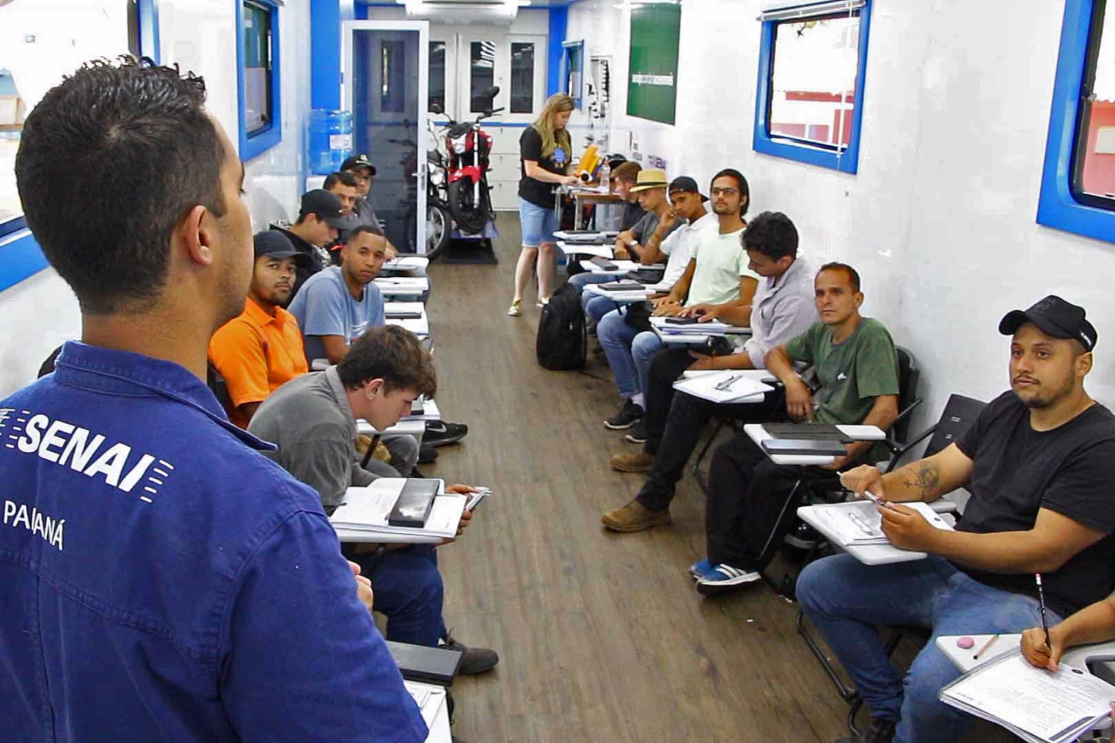 Imagem CONTINUAM ABERTAS AS INSCRIÇÕES PARA CURSO GRATUITO DE MECÂNICA E MANUTENÇÃO EM MOTOCICLETAS