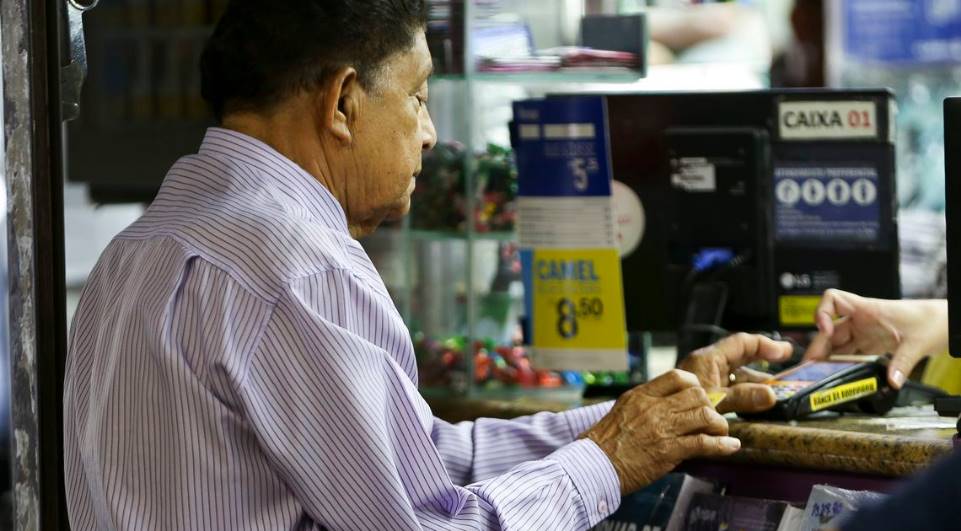 Imagem INSS alerta idosos sobre fraudes em crédito consignado