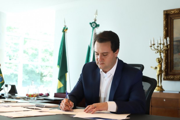 Imagem Ratinho Junior propõe o fim da aposentadoria de governadores