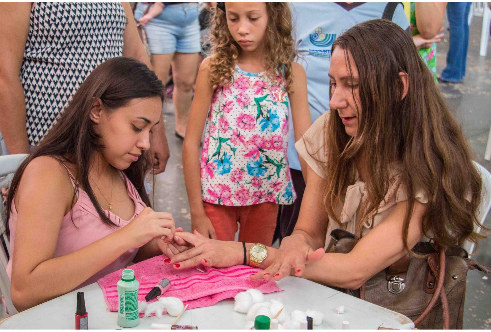 Imagem SECRETARIA DE ASSISTÊNCIA SOCIAL PROPORCIONA DIA DE DIVA PARA USUÁRIAS