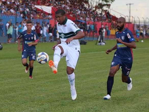 Imagem Goleada sofrida coloca o Cianorte na briga contra o rebaixamento no Estadual