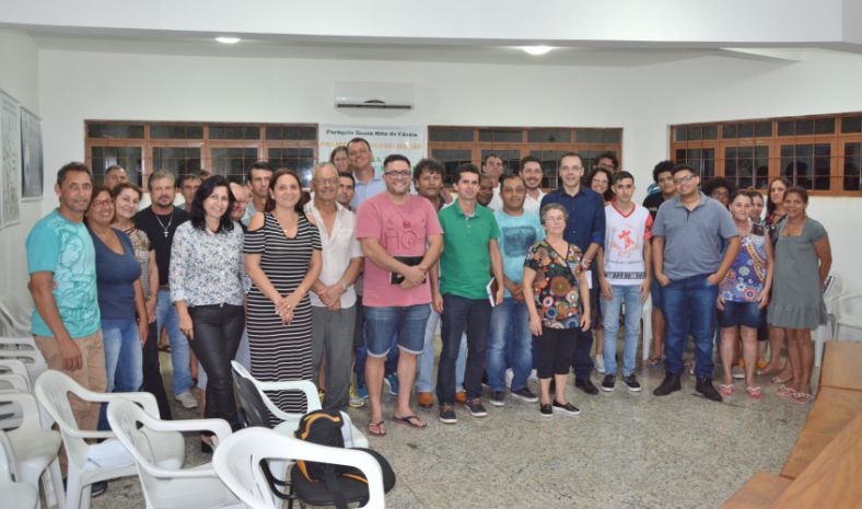 Imagem Vereadores de Cianorte se reúnem com moradores da região dos Seis Conjuntos