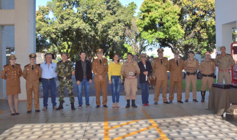 Imagem Vereadores de Cianorte prestigiam solenidade ao Patrono da Polícia Militar do Paraná