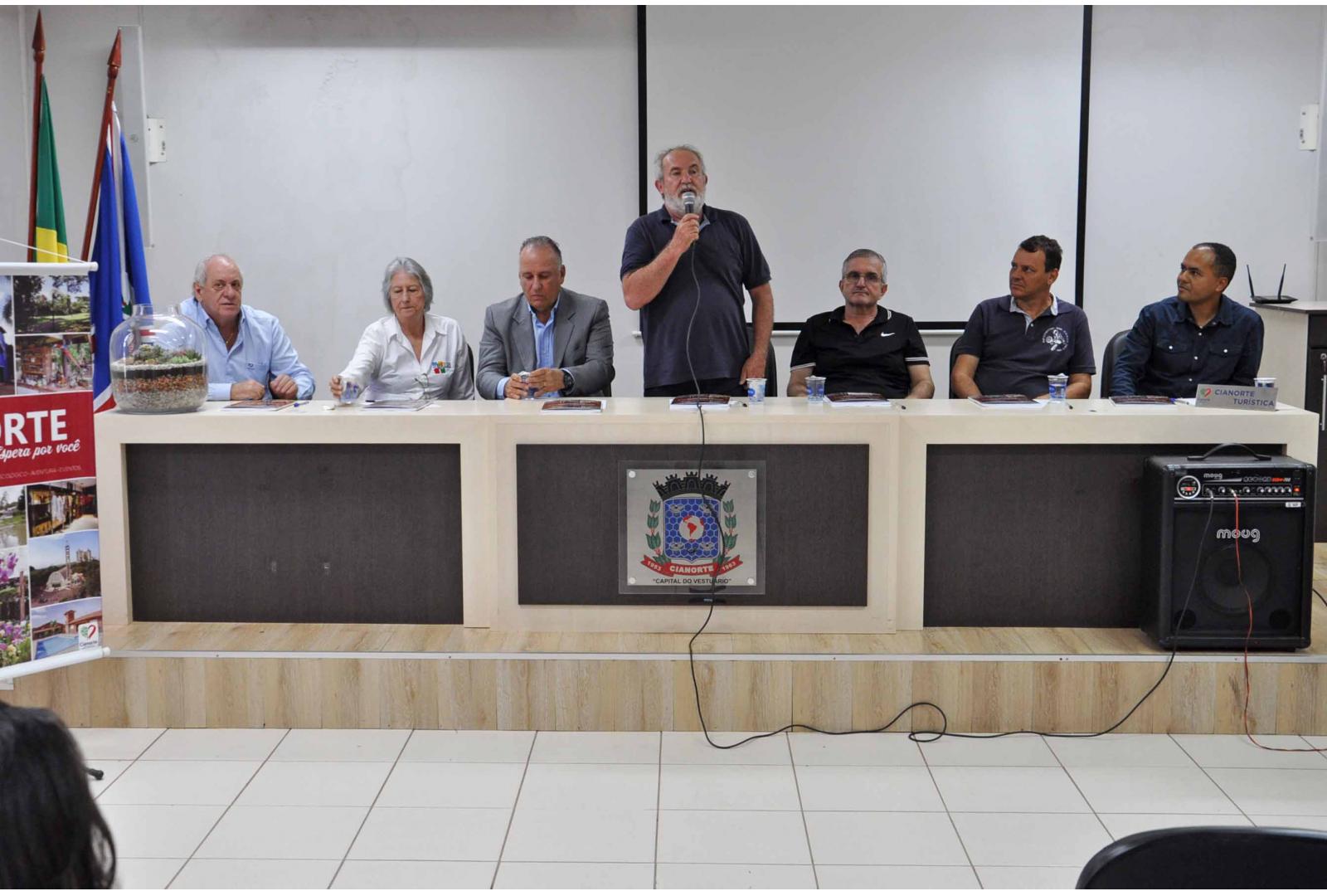 Imagem INVENTÁRIO TURÍSTICO É LANÇADO DURANTE REUNIÃO DO COMTUR