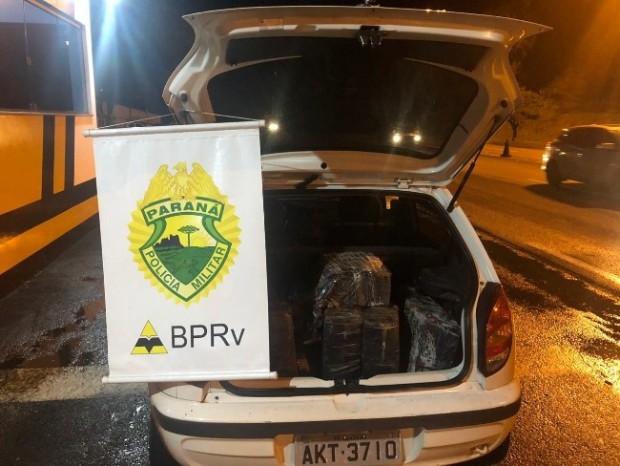 Imagem Polícia Militar apreende mais de 278 quilos de maconha na rodovia PR-323