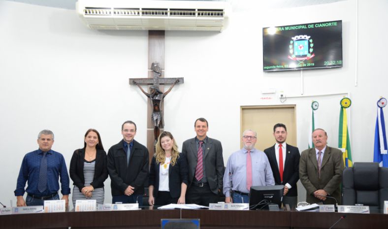 Imagem Vereadores de Cianorte aprovam projeto que regulamenta o regime de sobreaviso para motoristas de ambulância