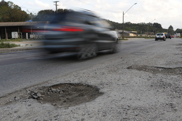 Imagem No Paraná, 56,2% das rodovias estão em condições regulares, ruins ou péssimas