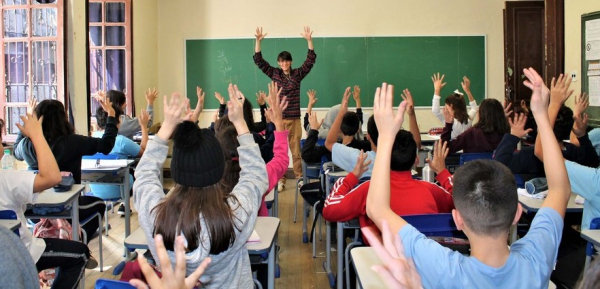 Imagem Mais de 1 milhão de alunos da rede estadual do Paraná voltam às aulas nesta quarta-feira