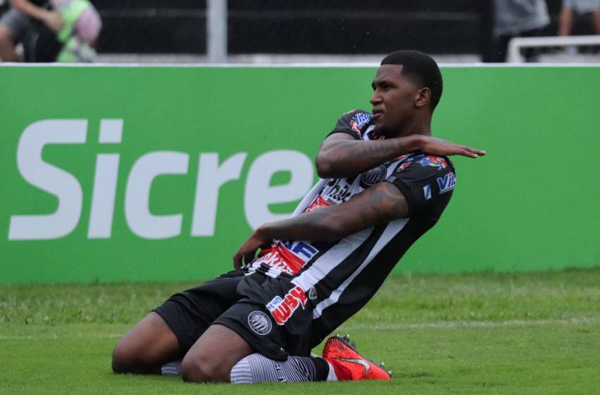 Imagem Operário vence o Cianorte em casa com mais um gol de Douglas Coutinho