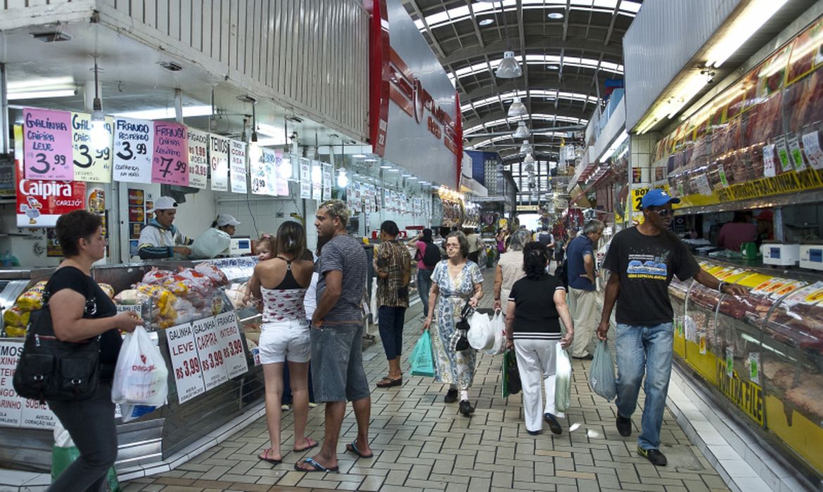 Imagem Intenção de Consumo das Famílias cresce 2,1% em outubro