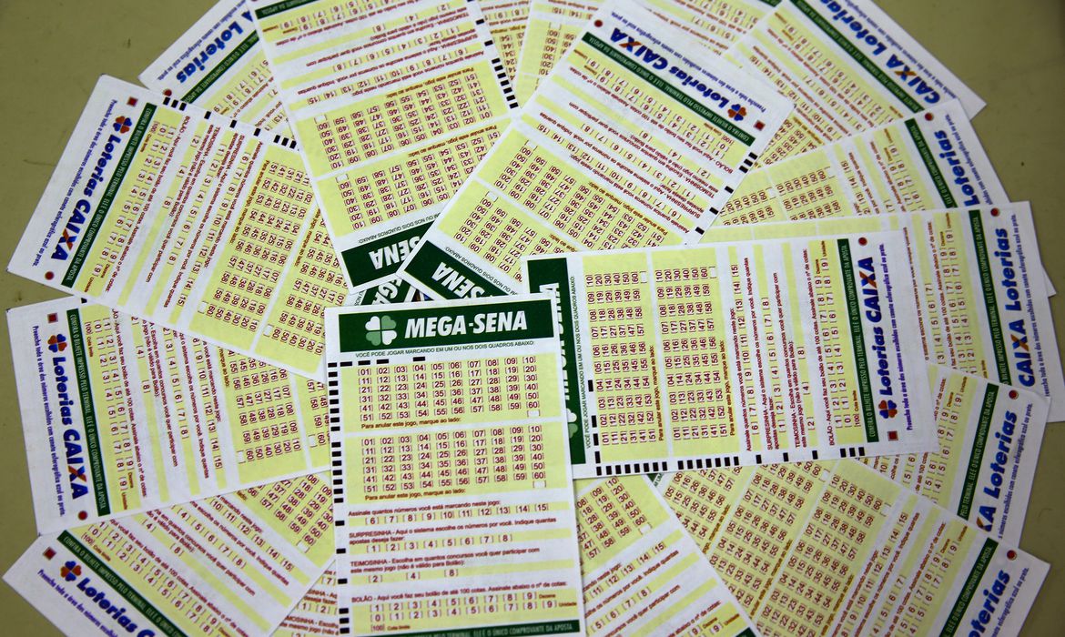 Imagem Mega-Sena acumula; próximo concurso deve pagar R$ 65 milhões
