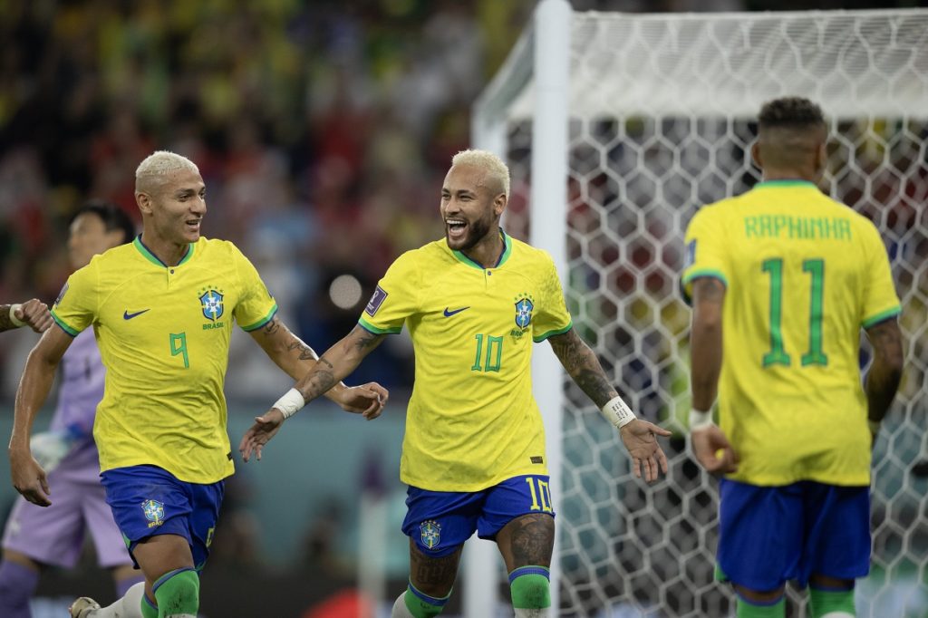 Imagem Brasil goleia a Coreia e fica a três jogos do hexa
