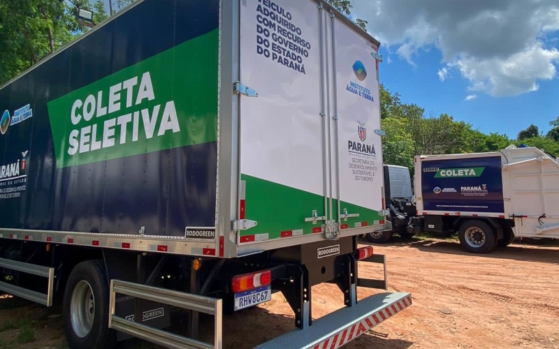 Imagem Dois caminhões reforçam a coleta de resíduos na área rural de Cianorte