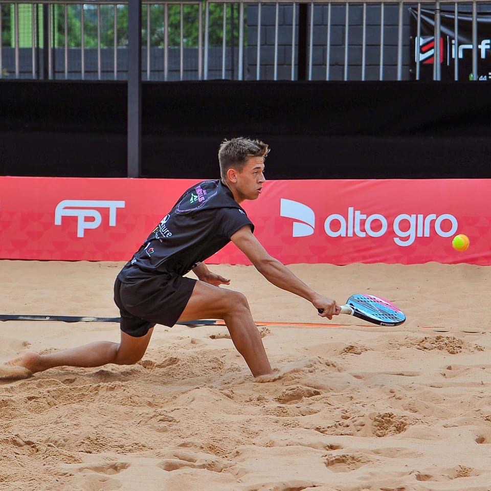 Imagem Cianorte tem seu primeiro atleta profissional de Beach Tennis