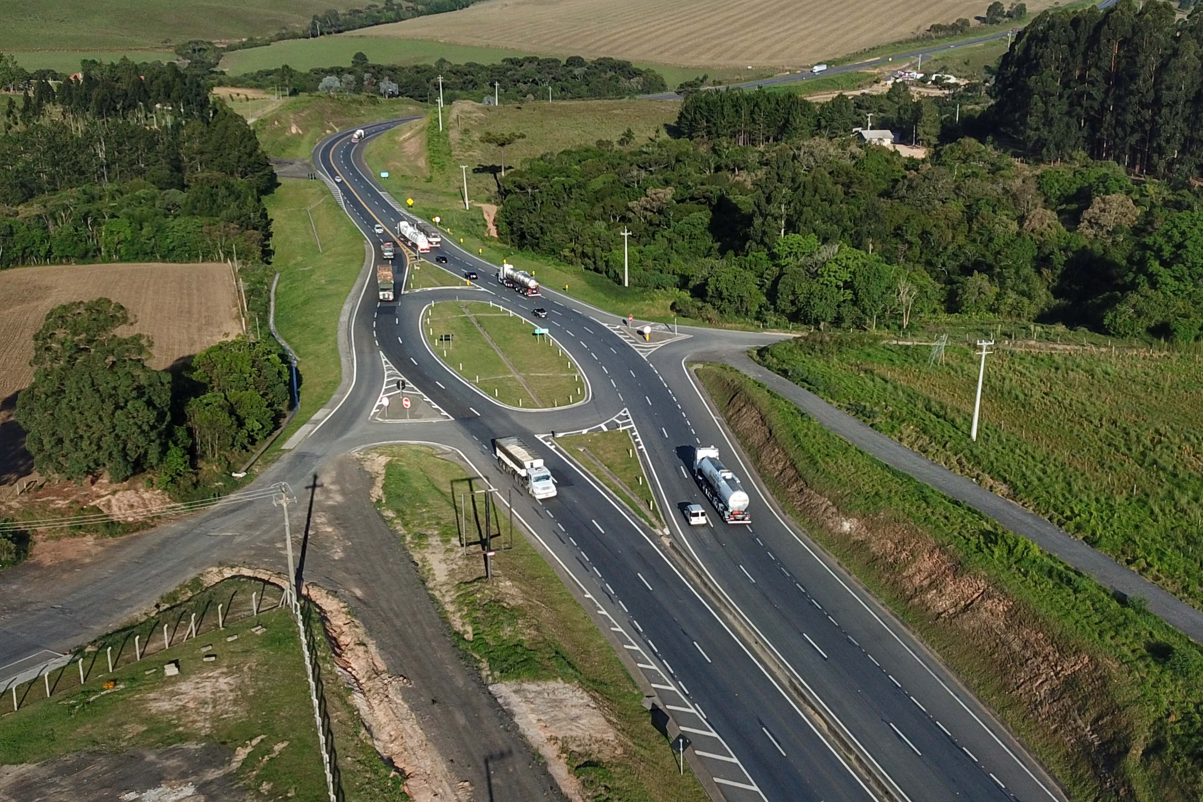 Imagem Paraná sela acordo com a União para manter modelagem de concessão de rodovias