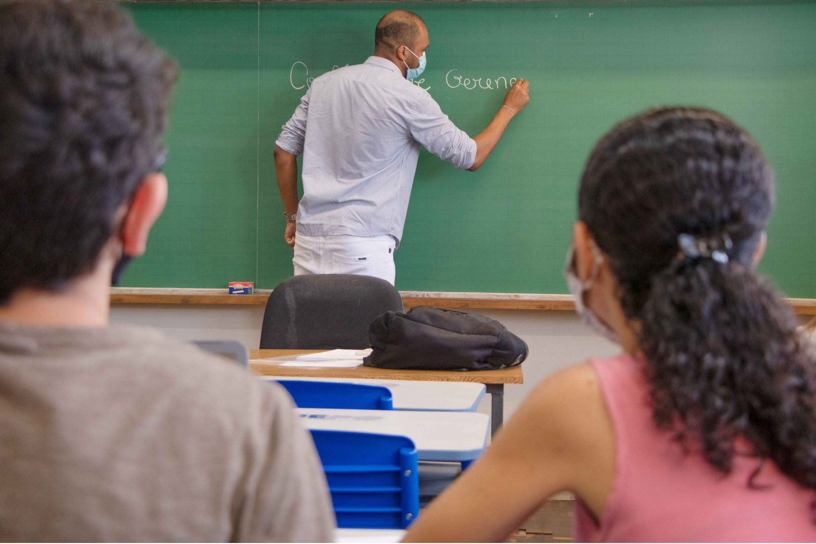 Imagem Universidades estaduais do Paraná definem calendário para atividades acadêmicas