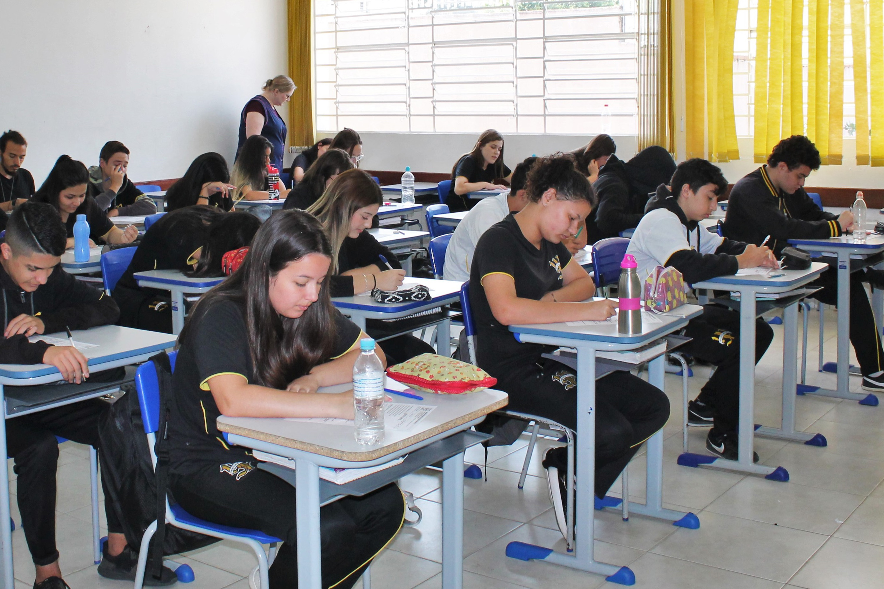 Imagem Mais de 800 alunos da região  estudam em período integral