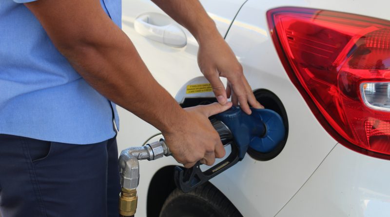 Imagem Preço da gasolina apresenta discreta queda em postos cianortenses