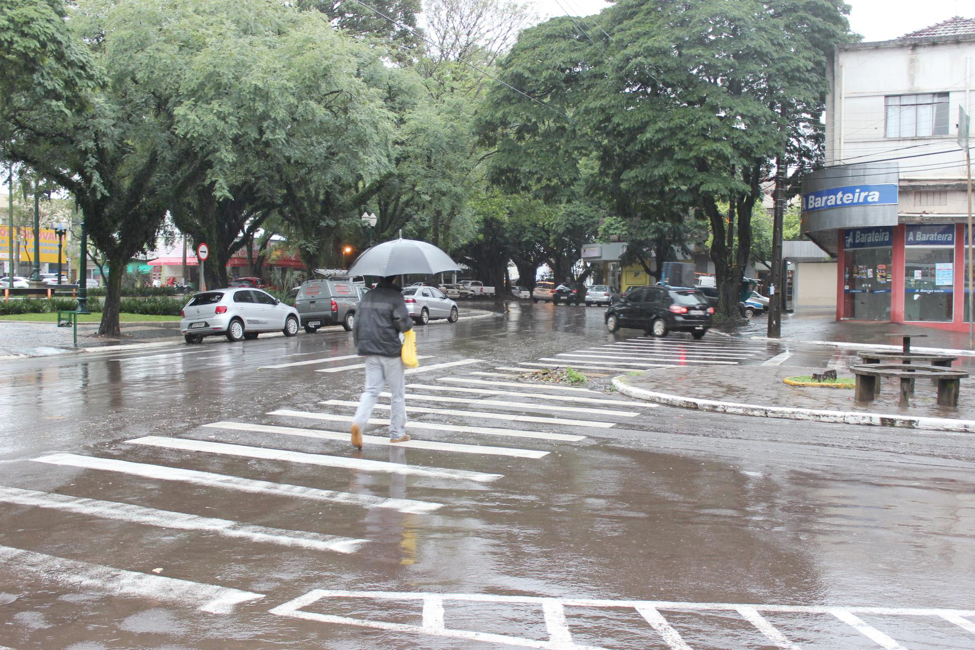 Imagem Chuva de fevereiro supera média  para o mês em mais de 160 milímetros