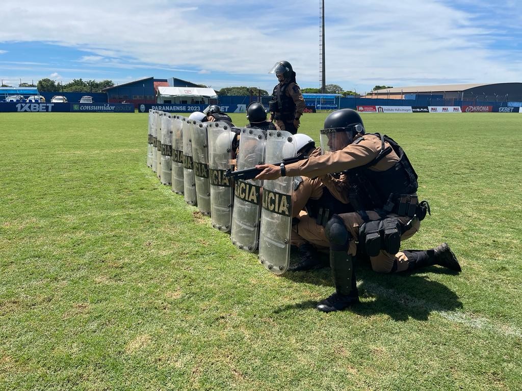 Imagem Policia Militar simula ação de segurança em jogos