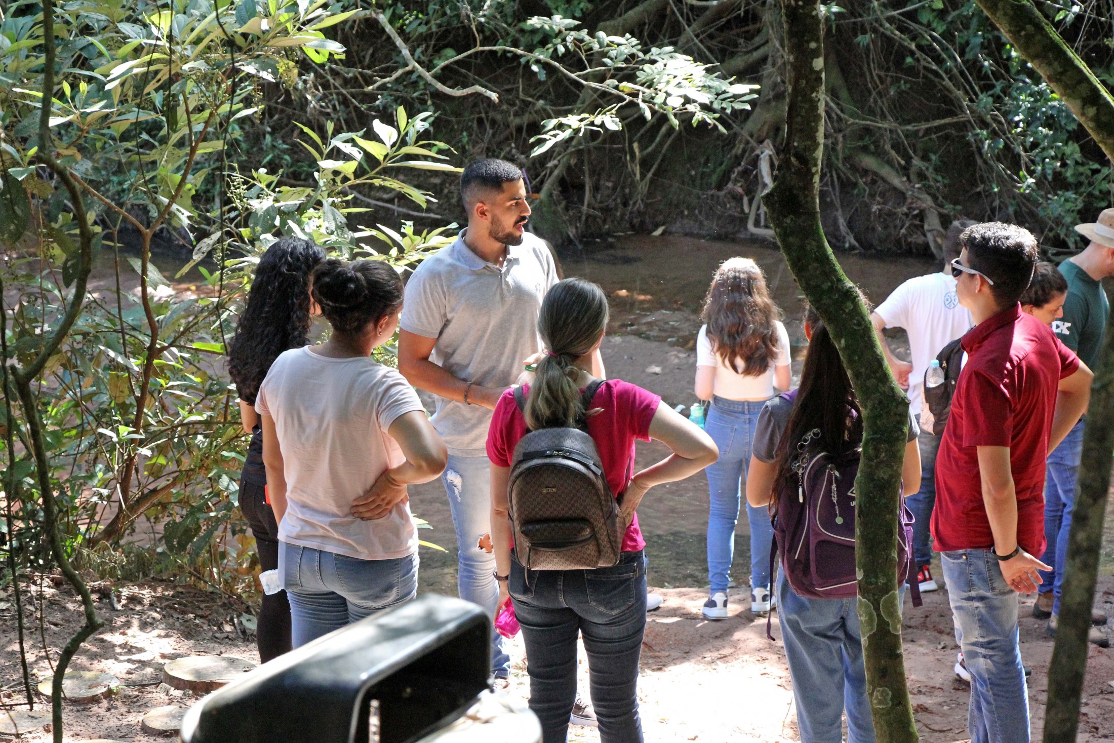 Imagem Acadêmicos da UEM visitam o Parque Municipal Cinturão Verde