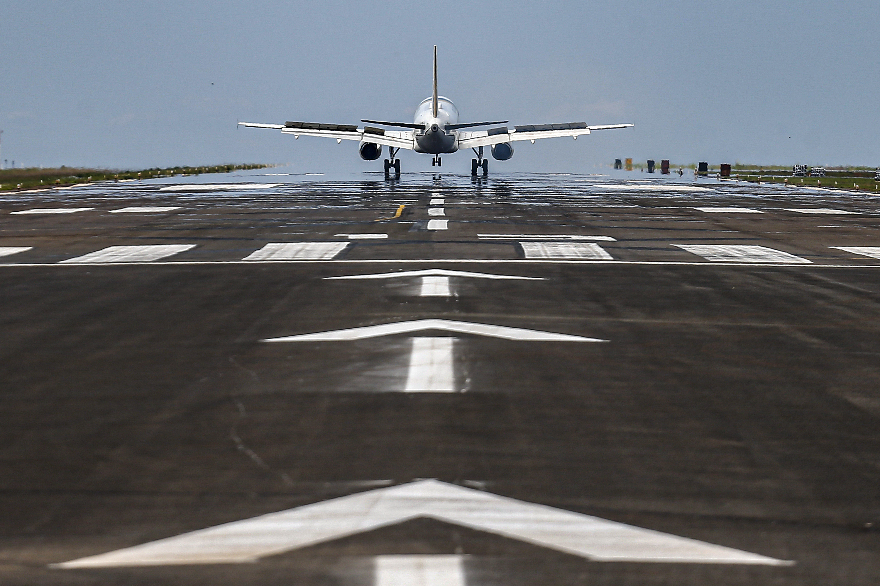 Imagem Aeroportos do Paraná têm maior crescimento do país em 2022, mostra boletim turístico