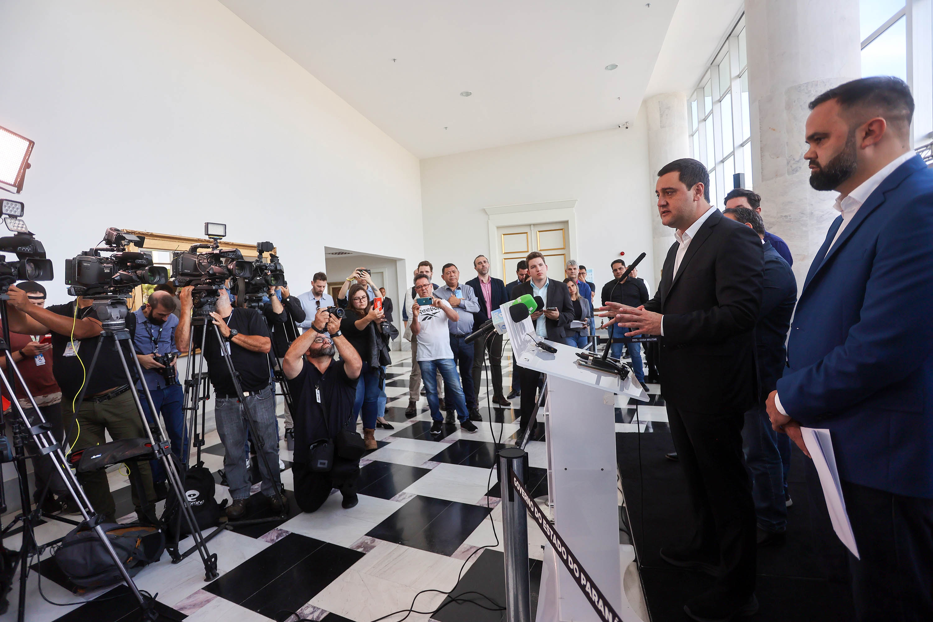 Imagem Governador anuncia pacote de ações de prevenção à violência nas escolas