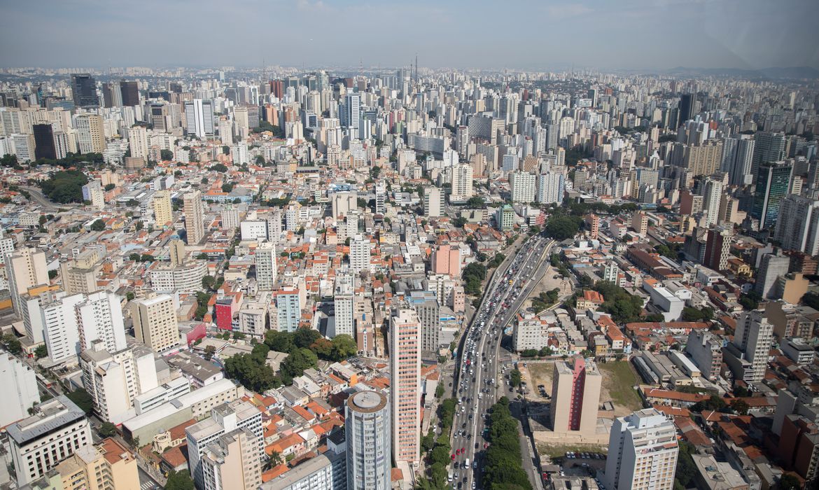 Imagem População do Brasil passa de 203 milhões, mostra Censo 2022