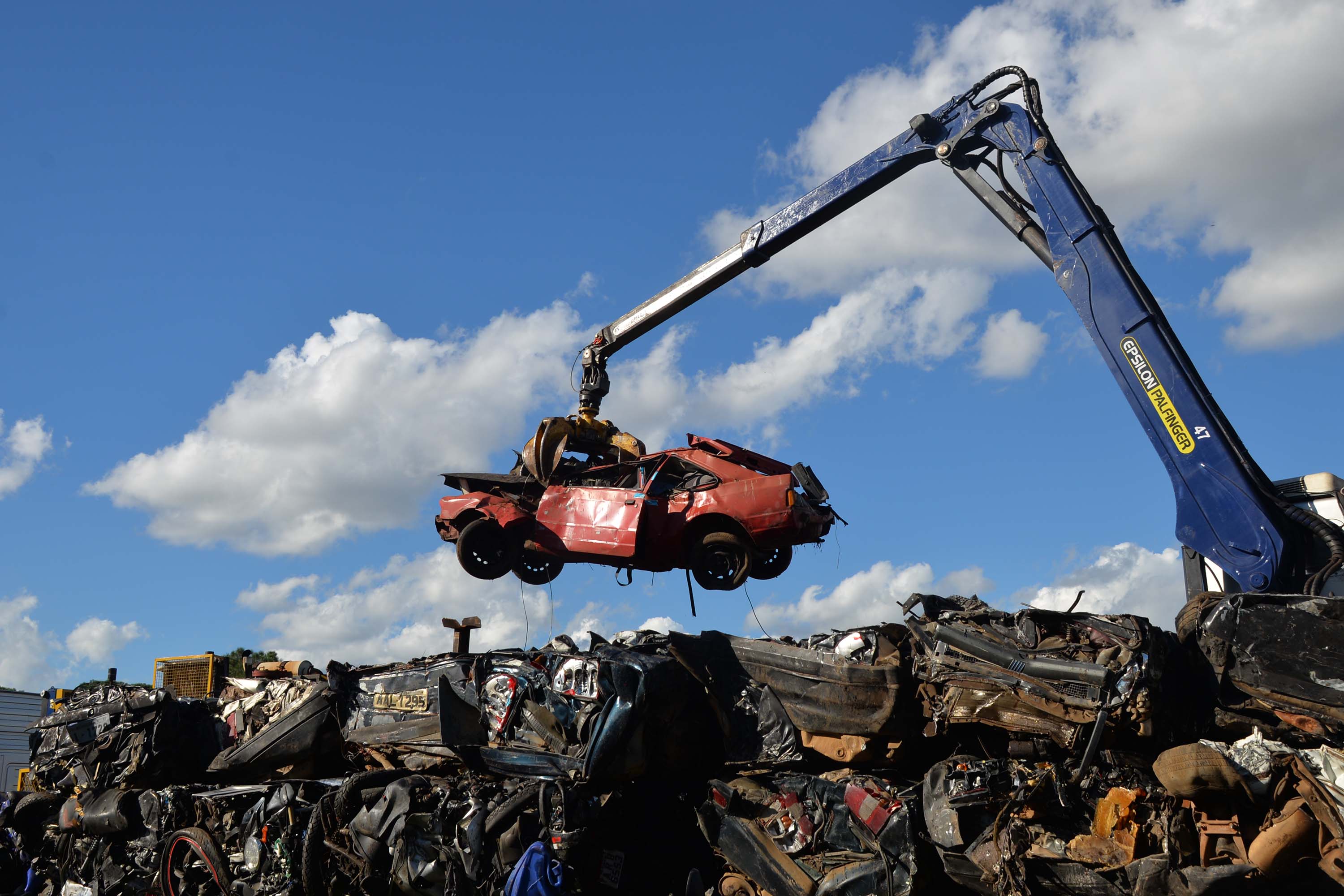 Imagem Detran-PR promove leilão de 17.391 veículos para reciclagem no fim de agosto