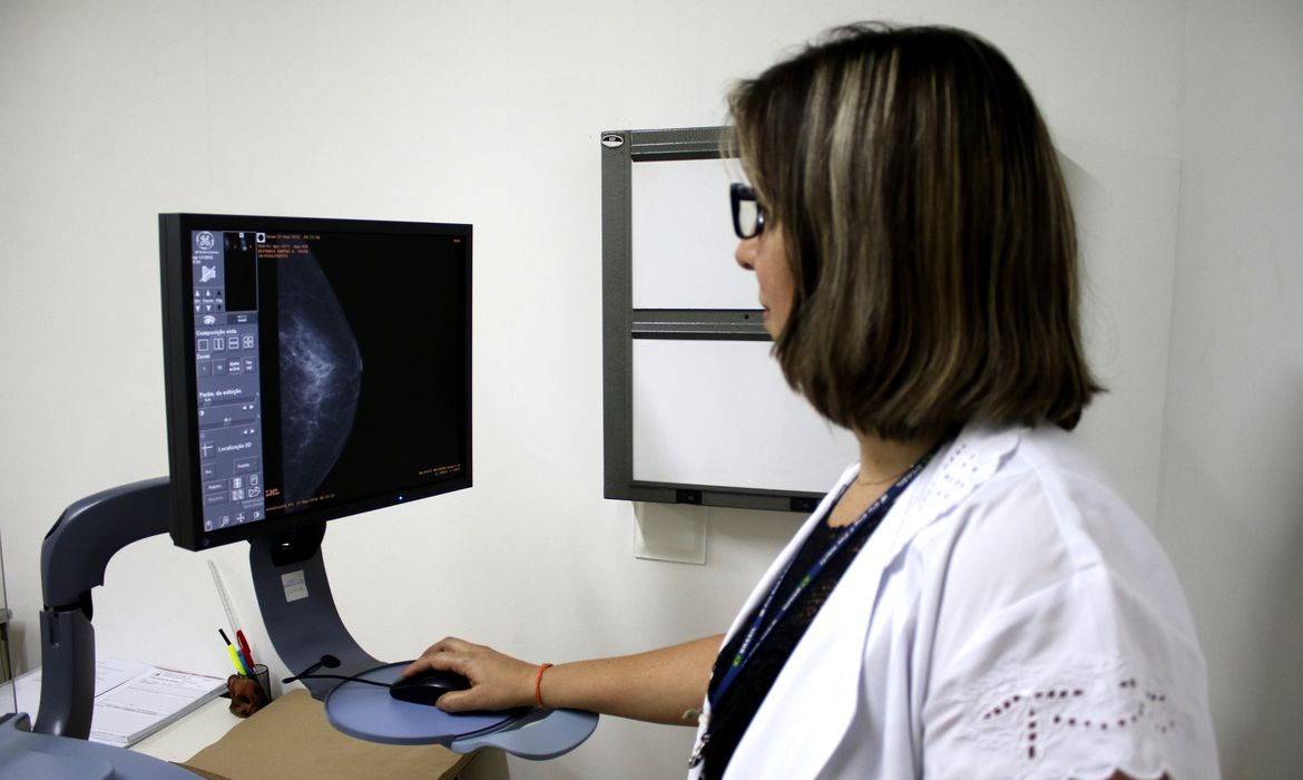 Imagem Paraná possui mais de 3 mil casos de câncer de mama