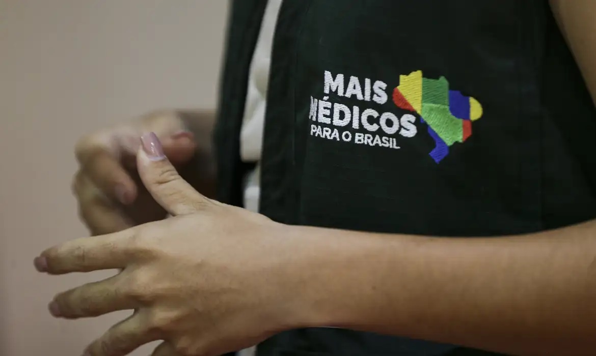 Imagem Mais Médicos: 624 municípios vão receber mais 1,5 mil profissionais