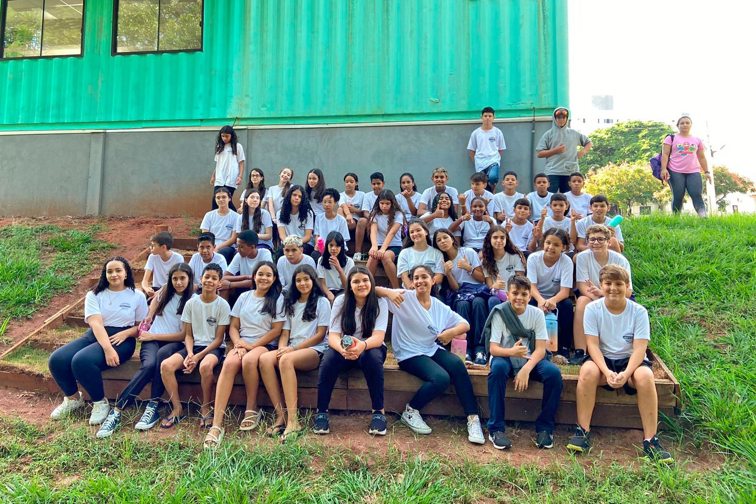 Imagem Estudantes de Japurá conhecem o Parque Municipal Cinturão Verde