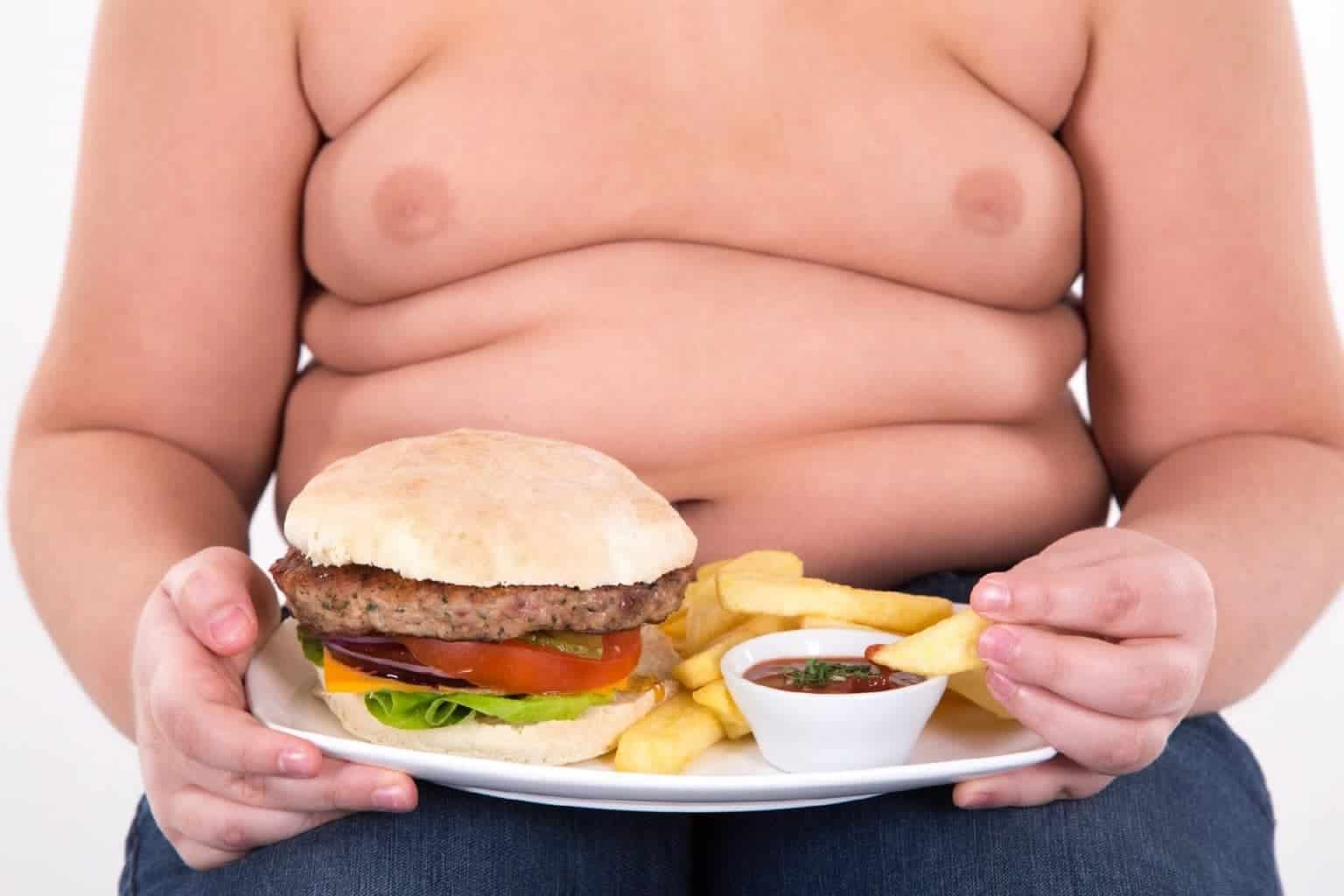 Imagem Crianças brasileiras estão mais altas e mais obesas, revela estudo