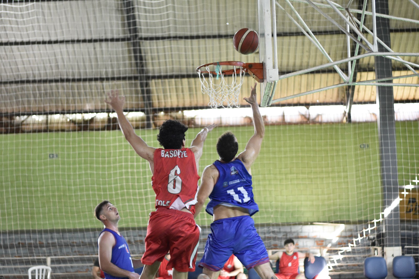 Imagem Equipes adulta e de base do Novo Basquete Cianorte avançam em disputas estaduais