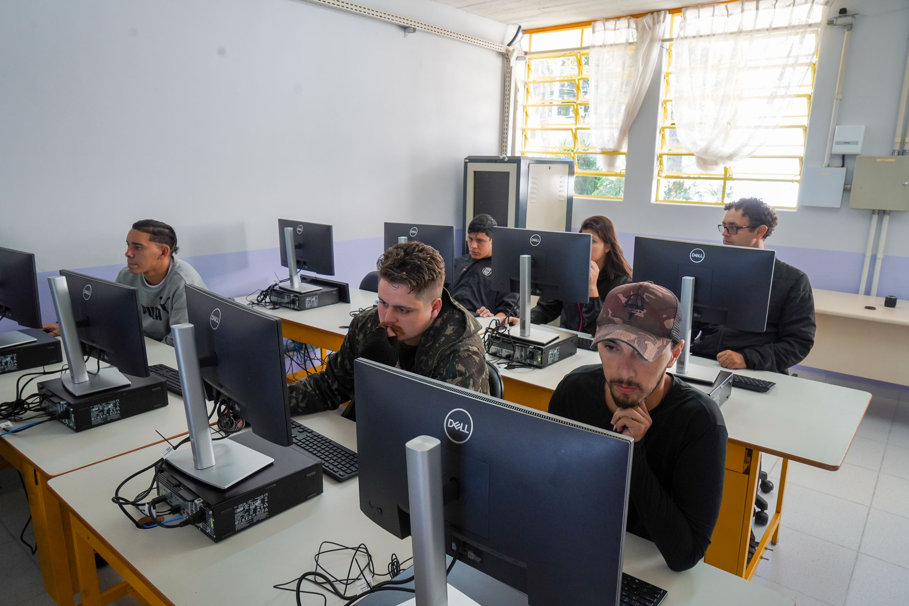 Imagem Matrículas para o segundo semestre da EJA nas escolas da rede estadual são abertas