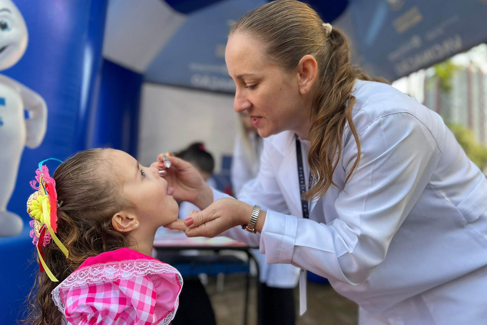 Imagem Mais de 70 mil crianças são imunizadas no Dia D contra a poliomielite em todo o Paraná