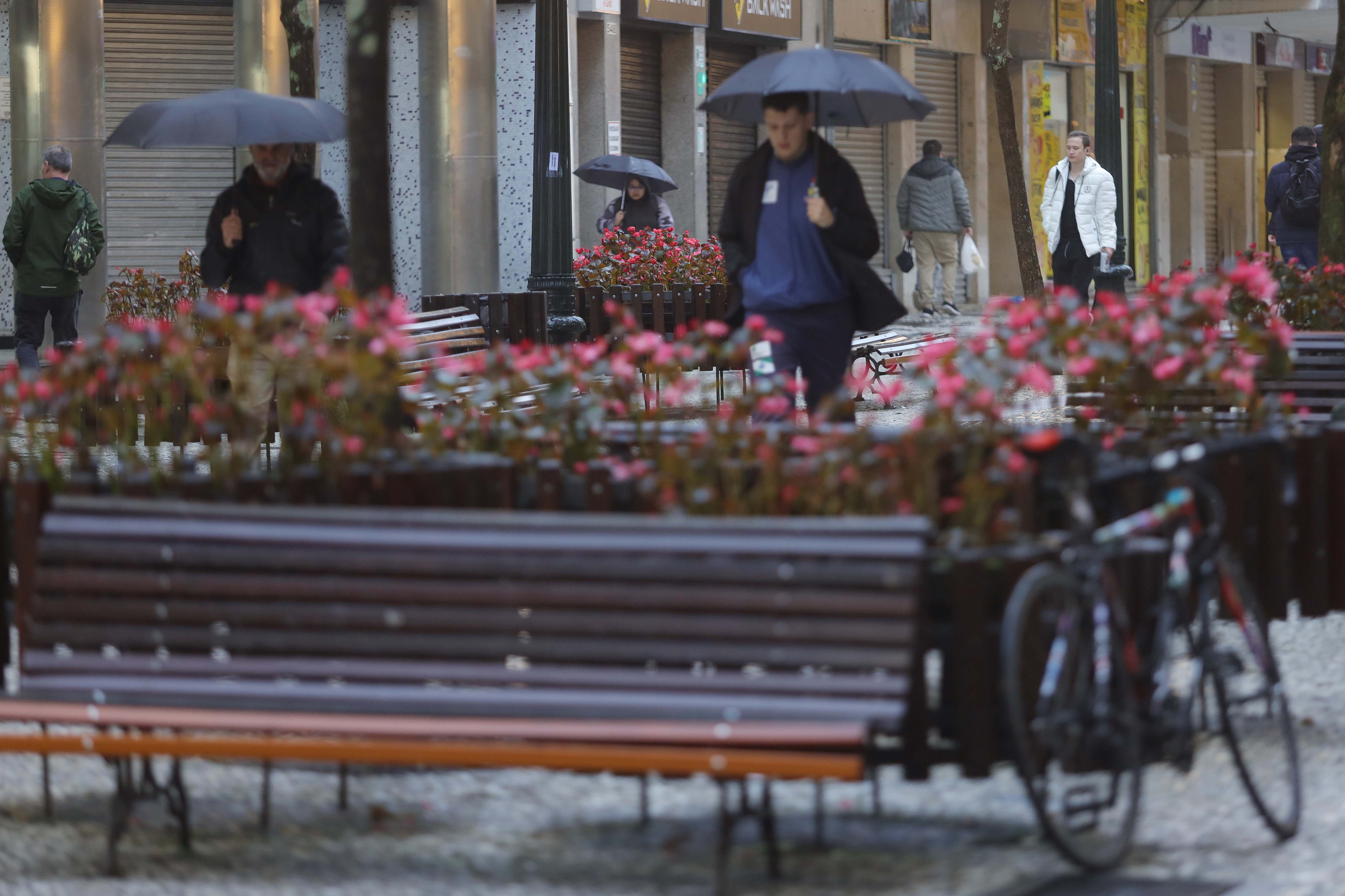 Imagem Frio vai até a próxima semana; chuva congelada e neve estão descartadas no Paraná