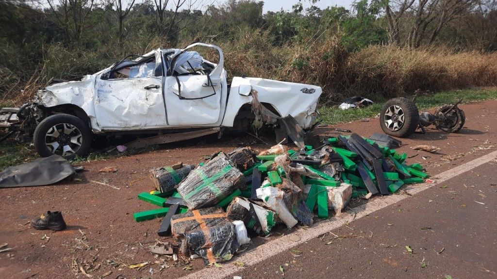 Imagem Motorista morre em acidente enquanto fugia da polícia na PR-323, em Terra Boa