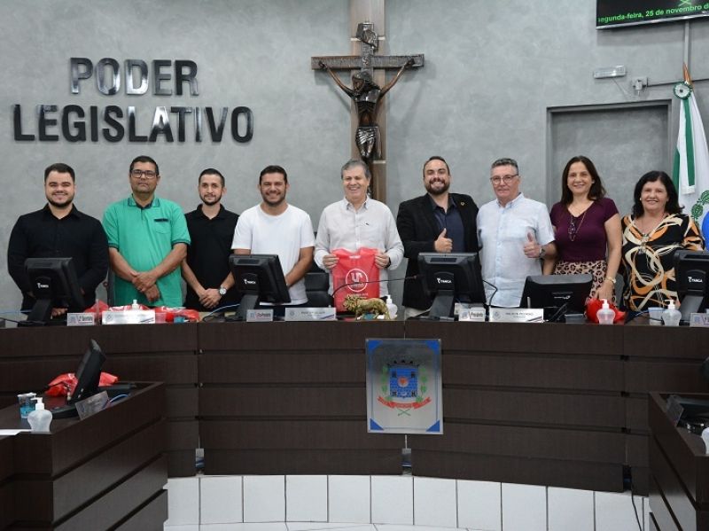 Imagem Diretor da UNIPAR de Cianorte esteve na tribuna livre da Câmara Municipal