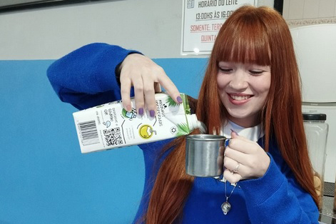 Imagem Governo do Paraná inclui água de coco no cardápio da alimentação escolar