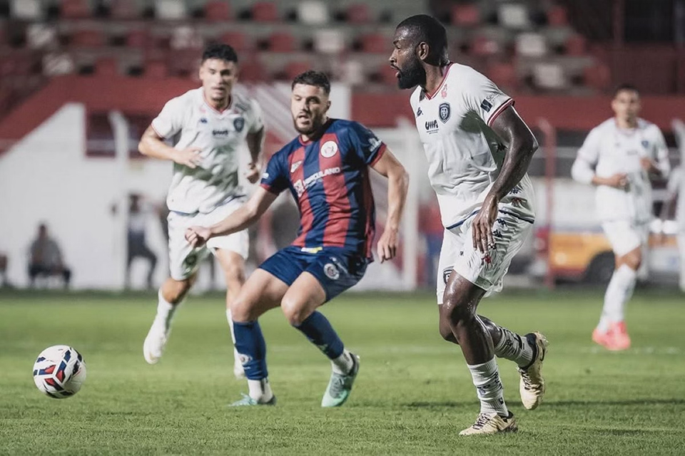 Imagem Itabirito-MG 2 x 2 Cianorte-PR – Leão sai na frente, mas sede empate em MG